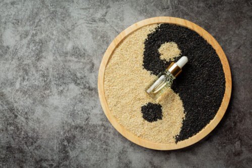Black vs White Sesame Seeds: Which Should You Buy?