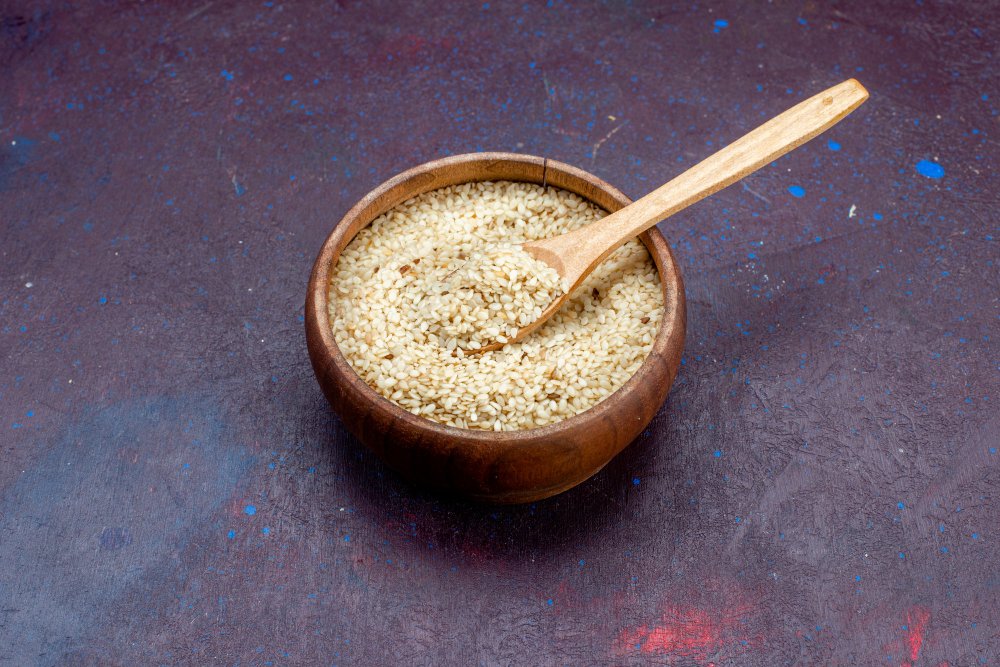 Best Ways to Consume White Sesame Seeds for Hair Growth